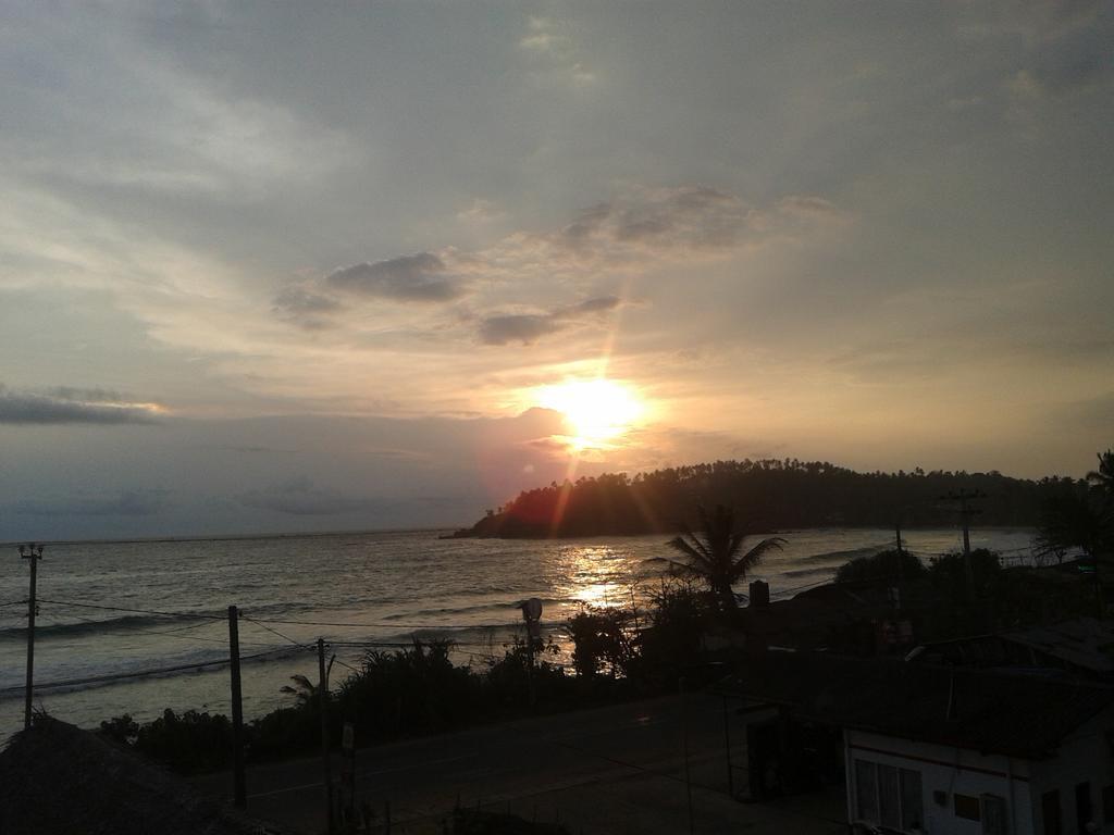 Sun Ocean Inn Mirissa Εξωτερικό φωτογραφία